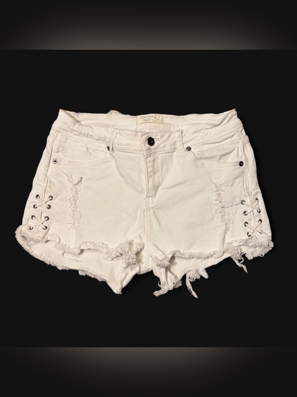 Grunge White Distressed Denim Shorts by Ocean Drive!